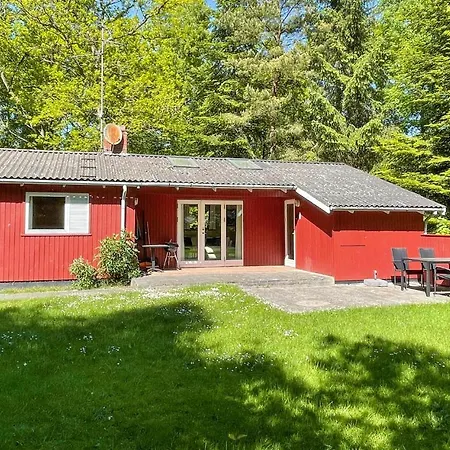 2 Bedroom Gorgeous In Hébergement de vacances Hasle