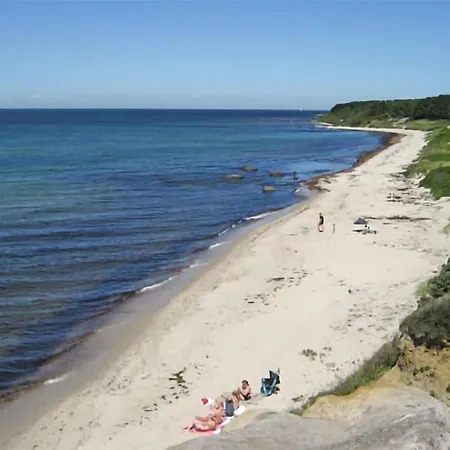 Vakantiehuis 2 Bedroom Awesome In *