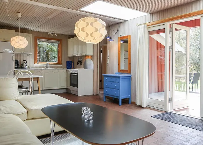 Feriehus 2 Bedroom Gorgeous In
