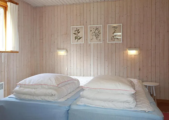 Feriehus 2 Bedroom Gorgeous In Hasle
